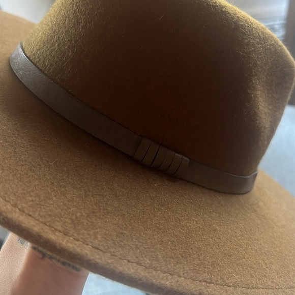 Wool hat - Picture 5 of 5